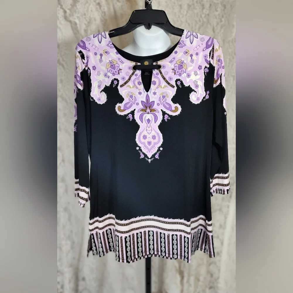 JM Collection Black and Lavender Blouse NWOT